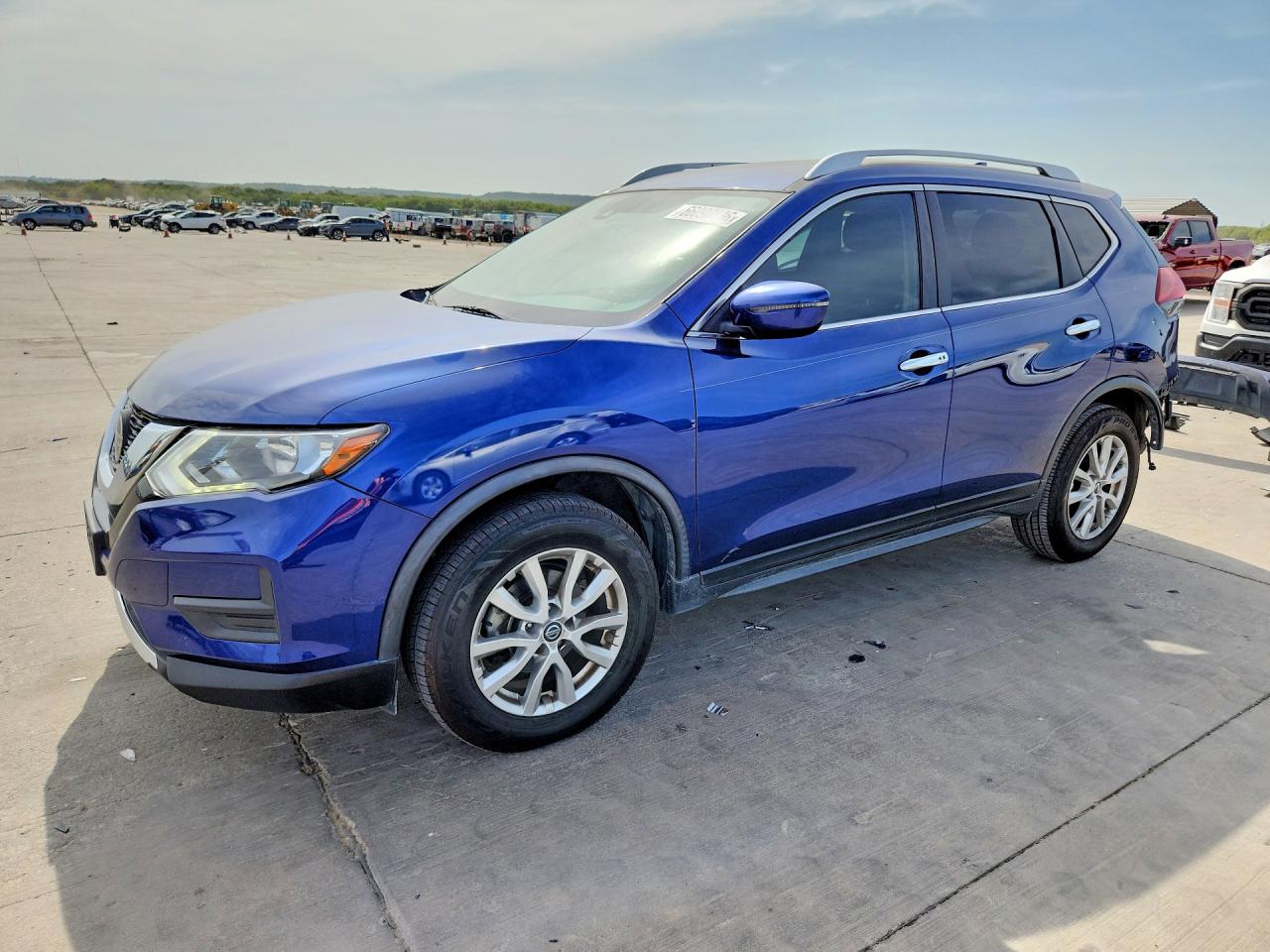 2020 NISSAN ROGUE — Front 3/4