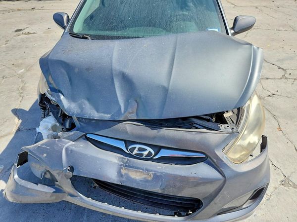 2012 HYUNDAI ACCENT GL (Middle-low grade)