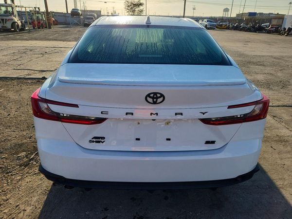 2026 TOYOTA CAMRY