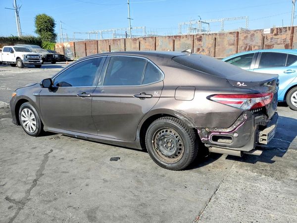 2019 TOYOTA CAMRY LE Hybrid