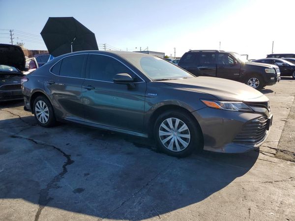2019 TOYOTA CAMRY LE Hybrid
