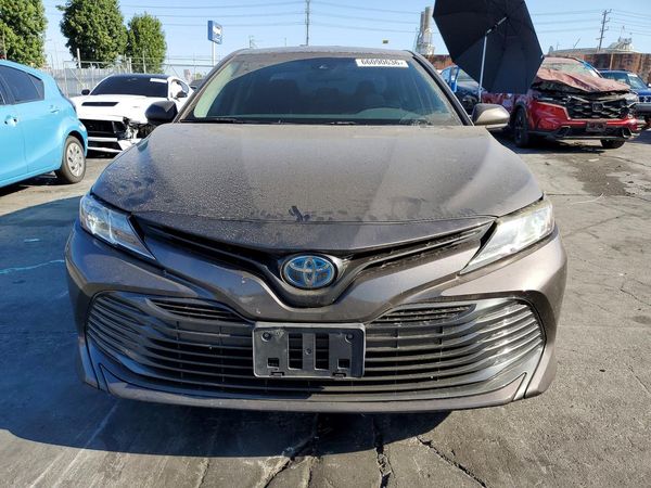 2019 TOYOTA CAMRY LE Hybrid