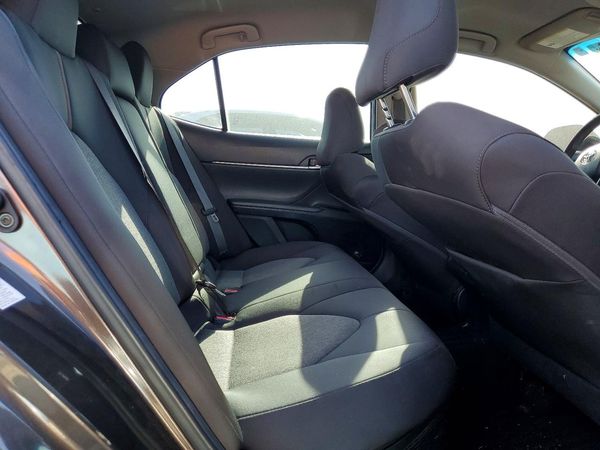 2019 TOYOTA CAMRY LE Hybrid