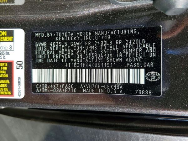 2019 TOYOTA CAMRY LE Hybrid
