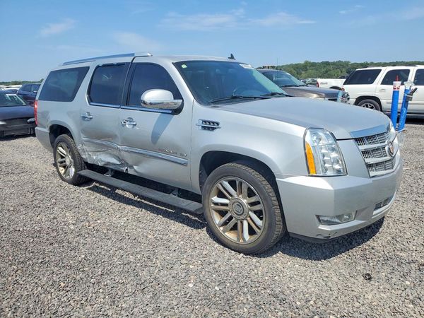 2013 CADILLAC ESCALADE ESV Platinum
