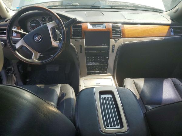 2013 CADILLAC ESCALADE ESV Platinum