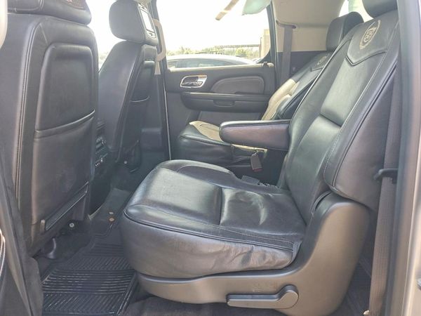2013 CADILLAC ESCALADE ESV Platinum