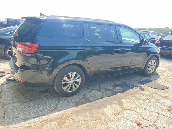 2016 KIA SEDONA LX - Middle-low