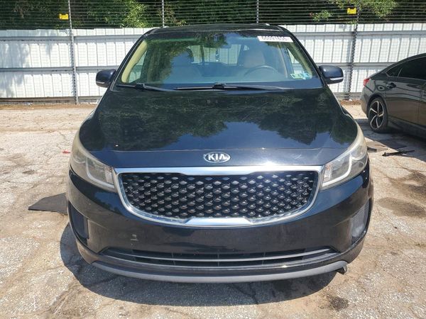 2016 KIA SEDONA LX - Middle-low