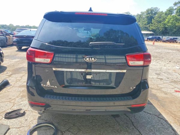 2016 KIA SEDONA LX - Middle-low