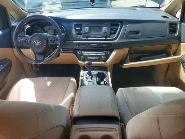 2016 KIA SEDONA LX - Middle-low