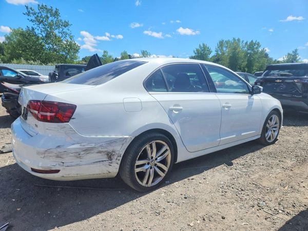 2017 VOLKSWAGEN JETTA