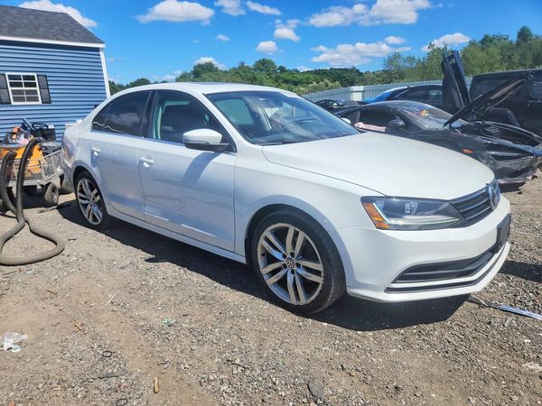 2017 VOLKSWAGEN JETTA