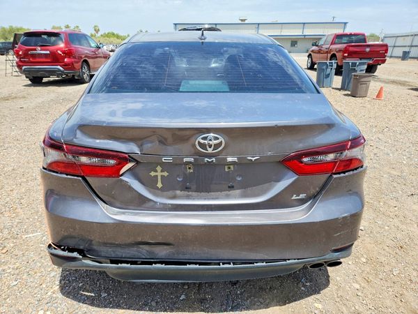 2024 TOYOTA CAMRY
