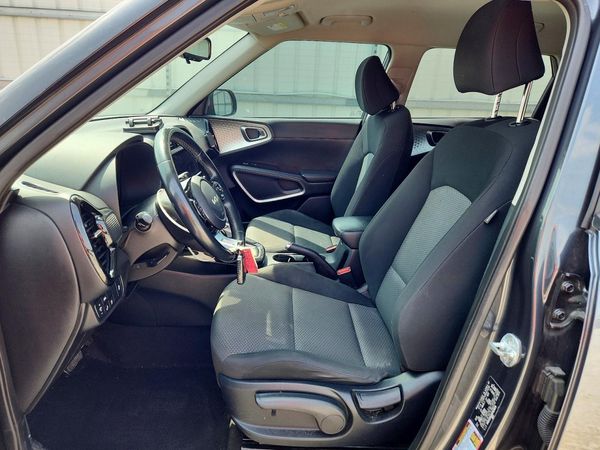 2022 KIA SOUL