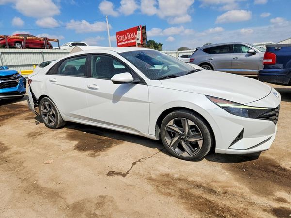 2023 HYUNDAI ELANTRA
