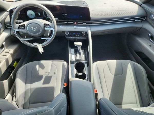 2023 HYUNDAI ELANTRA