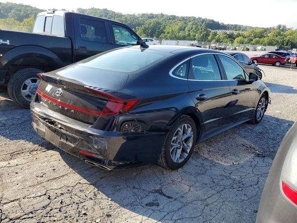2023 HYUNDAI SONATA