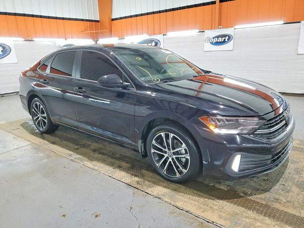 2022 VOLKSWAGEN JETTA Comfortline w/ Sport Pkg