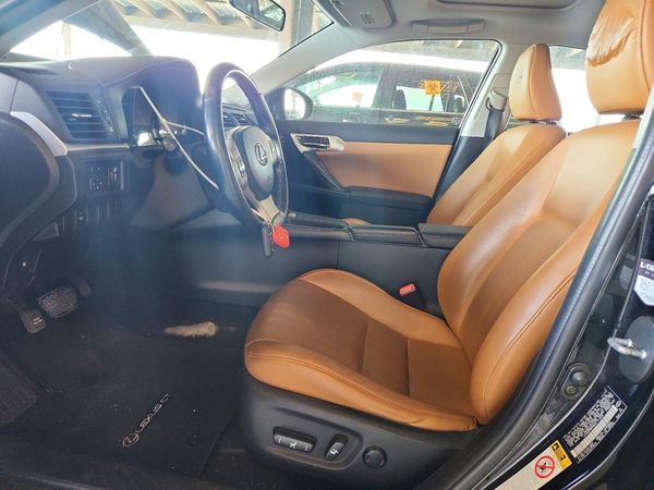 2013 LEXUS CT 200h