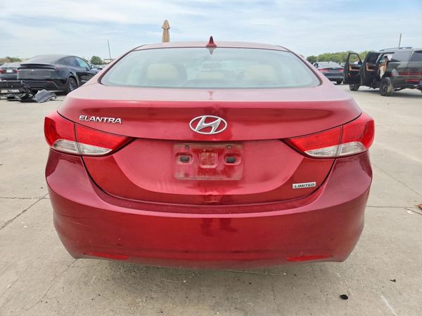 2013 HYUNDAI ELANTRA — DIRR