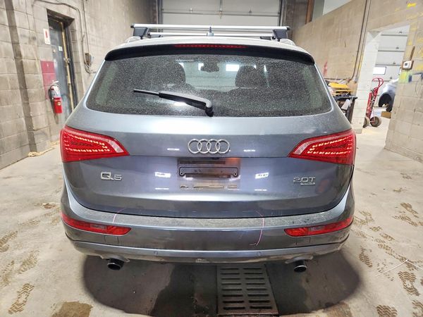 2012 AUDI Q5 Premium Plus