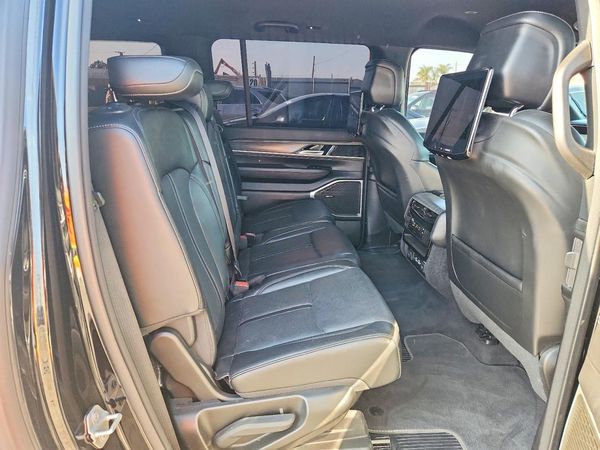 2023 JEEP WAGONEER