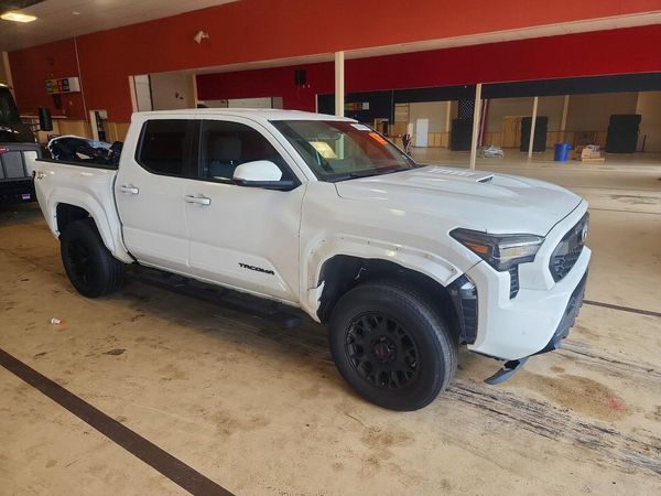 2024 TOYOTA TACOMA