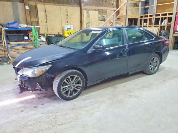 2015 TOYOTA CAMRY