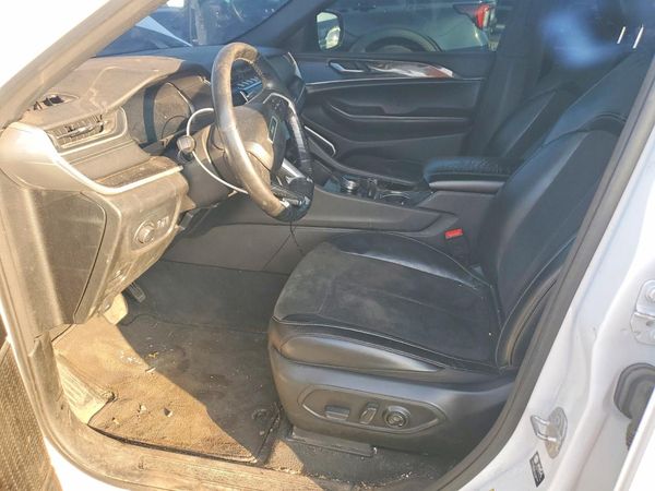 2022 JEEP GRAND CHEROKEE Laredo