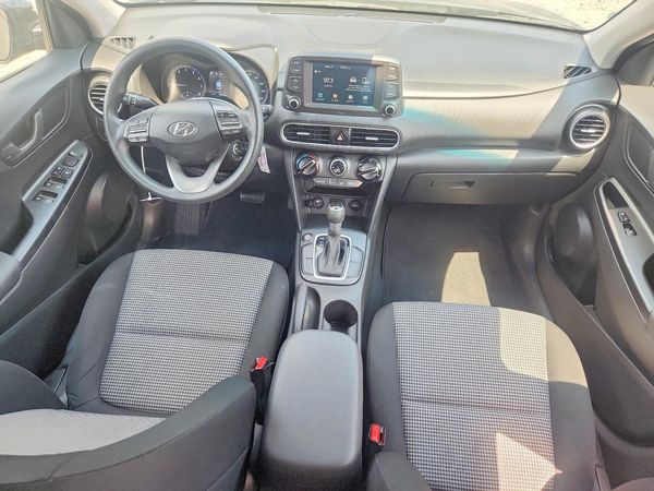 2020 HYUNDAI KONA SE