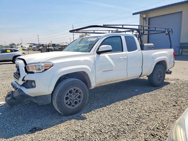 2018 TOYOTA TACOMA — DSFA — Front 3/4