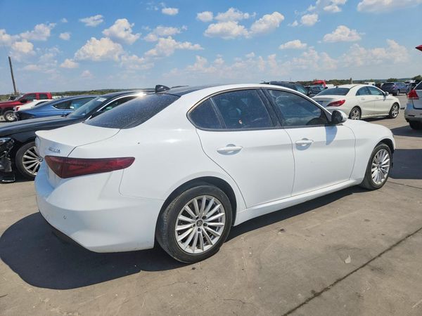 2022 ALFA ROMEO GIULIA AWD