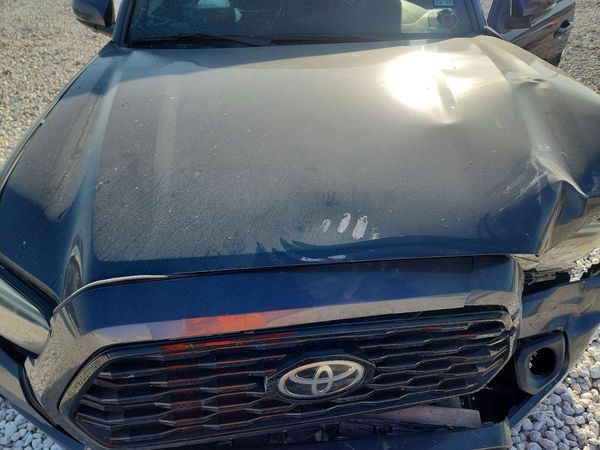 2020 TOYOTA TACOMA SR5