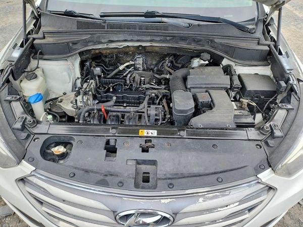 2018 HYUNDAI SANTA FE Sport Base