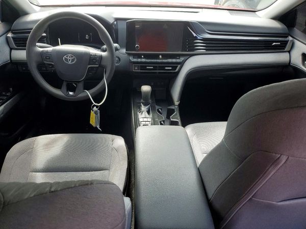 2025 TOYOTA CAMRY