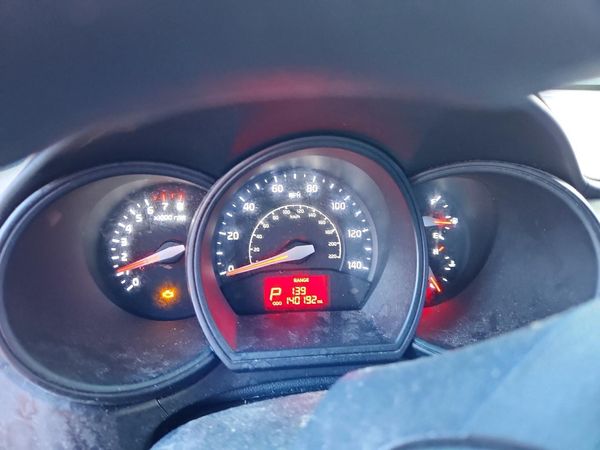 2014 KIA RIO