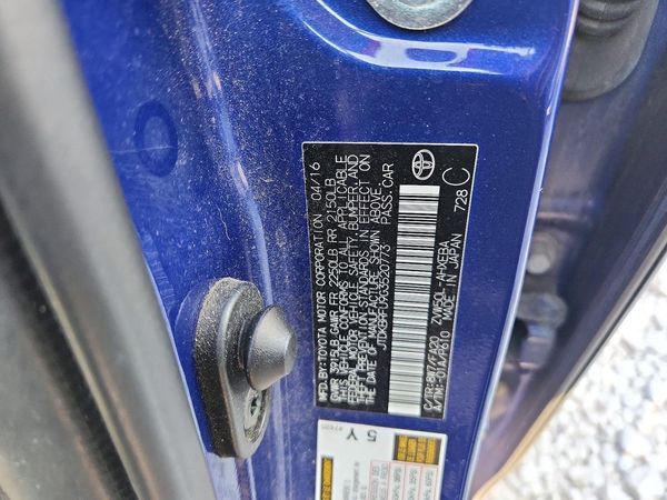 2016 TOYOTA PRIUS