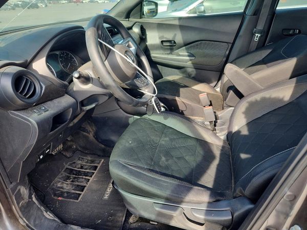 2019 NISSAN KICKS