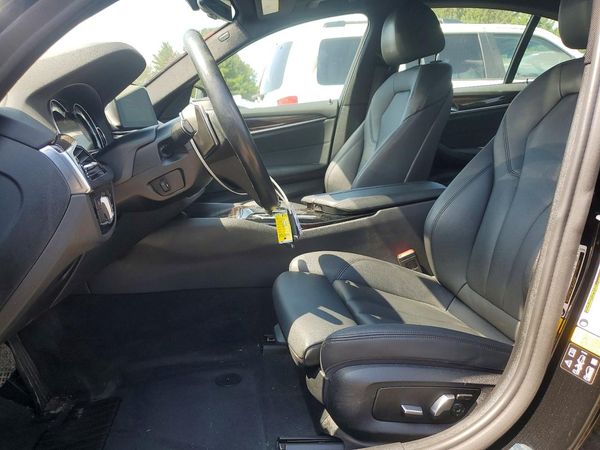 2018 BMW 530
