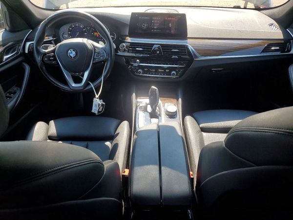2018 BMW 530