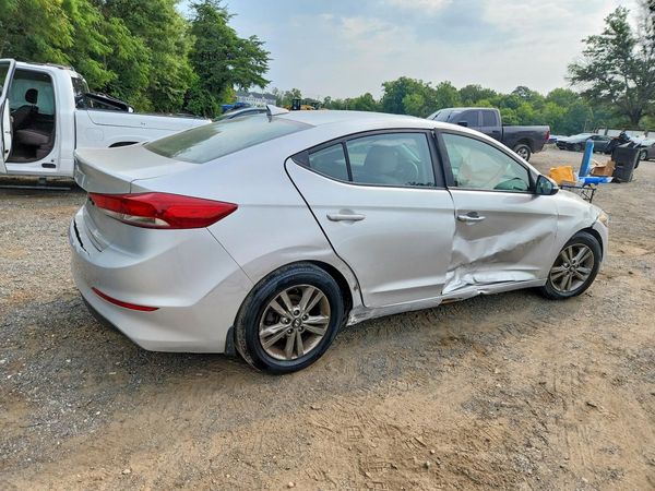 2018 HYUNDAI ELANTRA