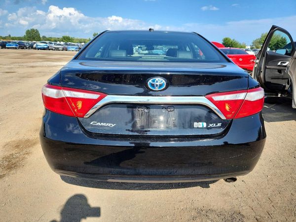 2017 TOYOTA CAMRY LE/SE/XLE Hybrid