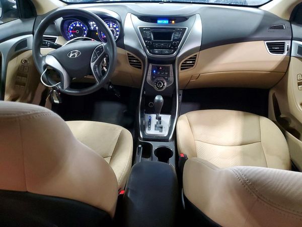 2013 HYUNDAI ELANTRA