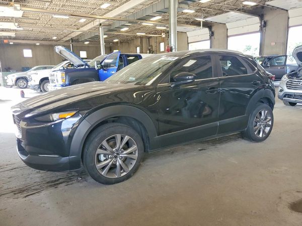 2023 MAZDA CX30 Select Package — Front 3/4