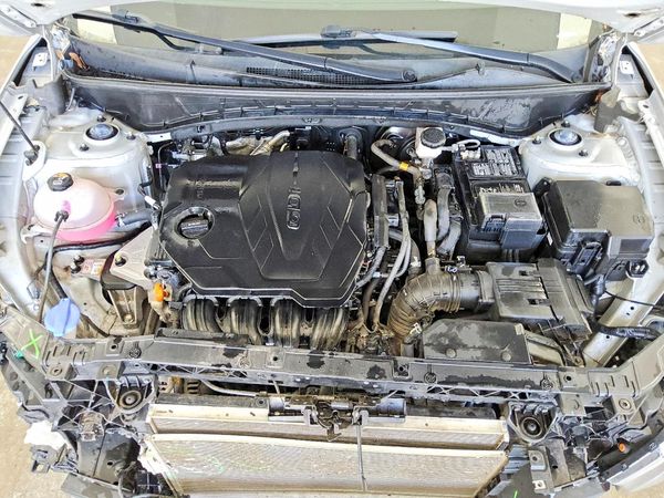 2024 HYUNDAI TUCSON SE