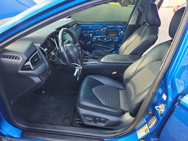 2019 TOYOTA CAMRY