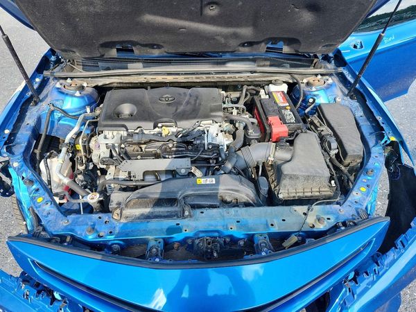 2019 TOYOTA CAMRY