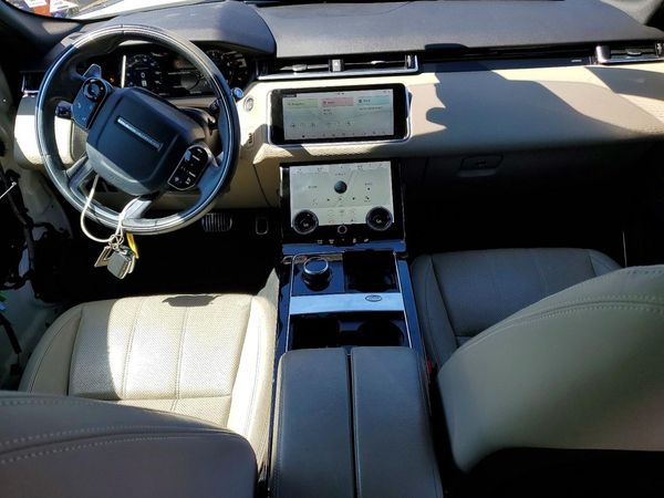 2019 LAND ROVER RANGE ROVER VELAR R-Dynamic SE