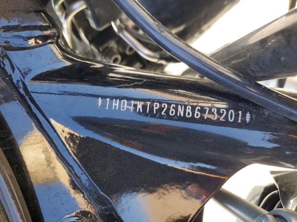 2022 HARLEY-DAVIDSON FL — VINP